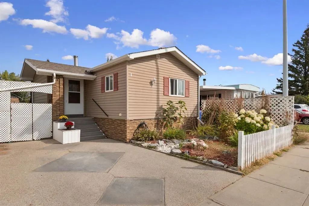4 Birch Close