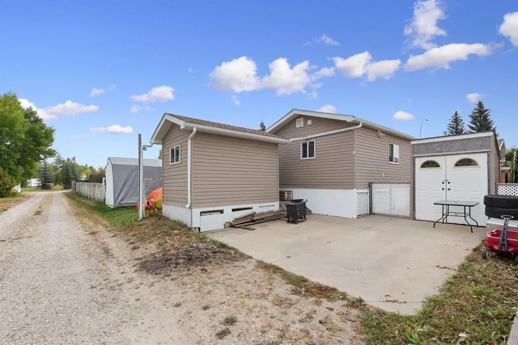 4 Birch Close