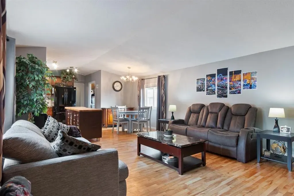4 Birch Close