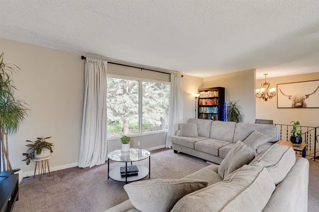 1153 East Lakeview Road