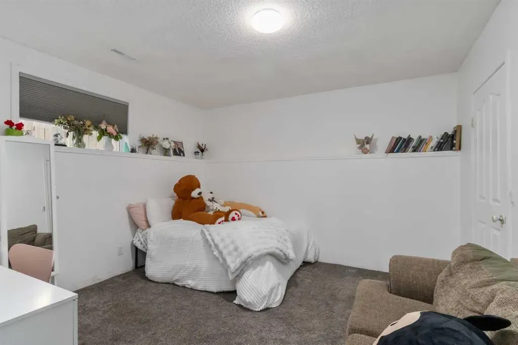 120 Brebeuf Crescent