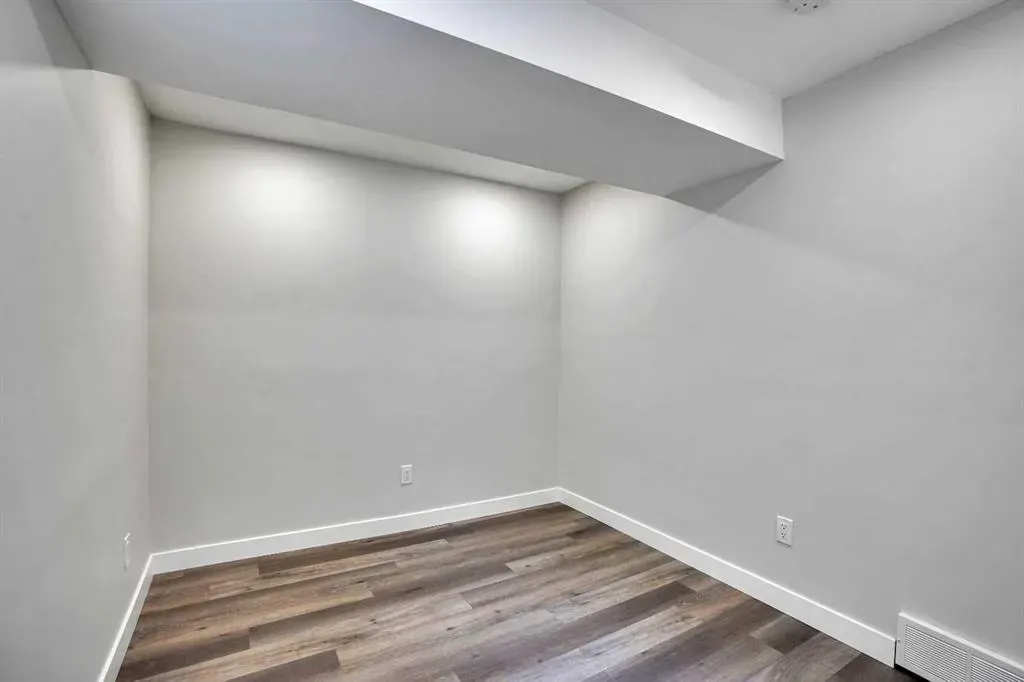 88 Westwood Drive SW