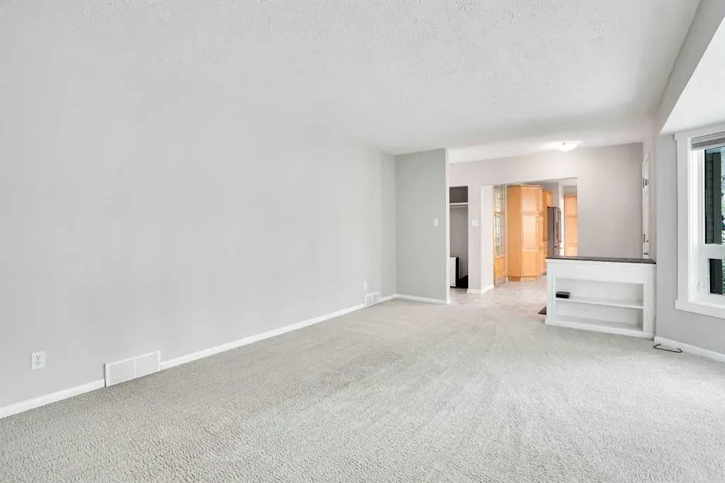 88 Westwood Drive SW