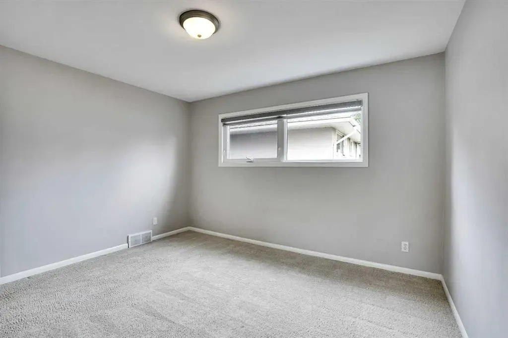 88 Westwood Drive SW
