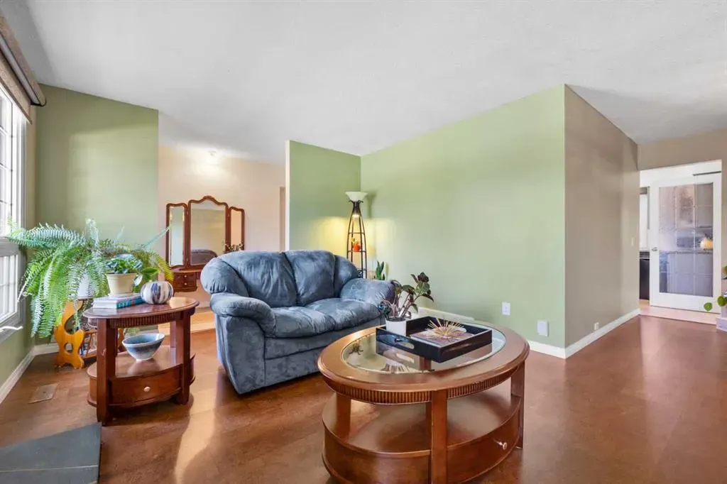 12031 Candiac Road SW