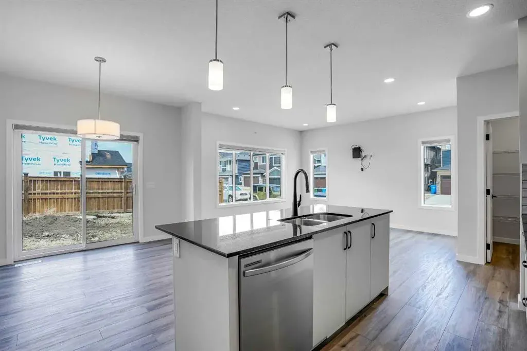6 Homestead Circle NE