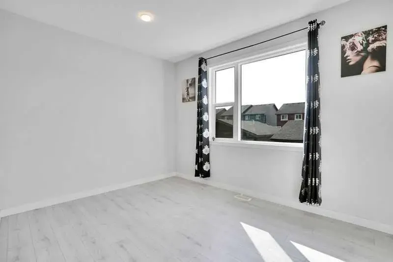 143 HIGHVIEW Gate SE