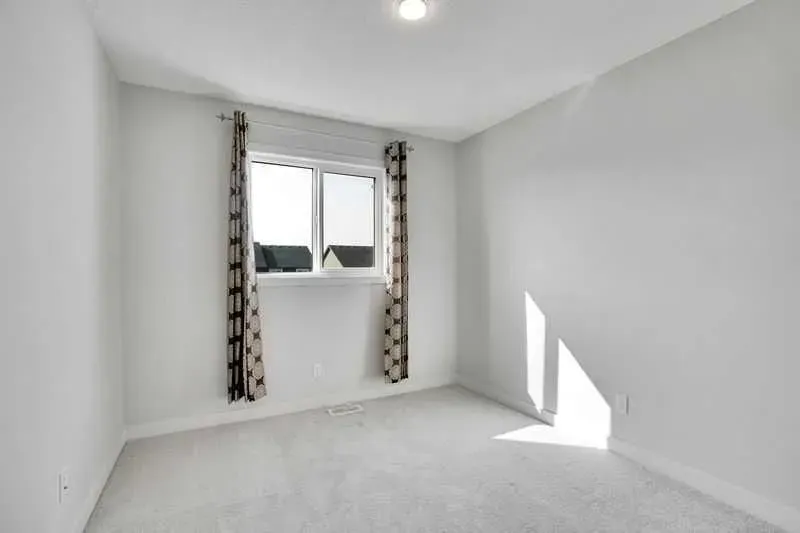 143 HIGHVIEW Gate SE