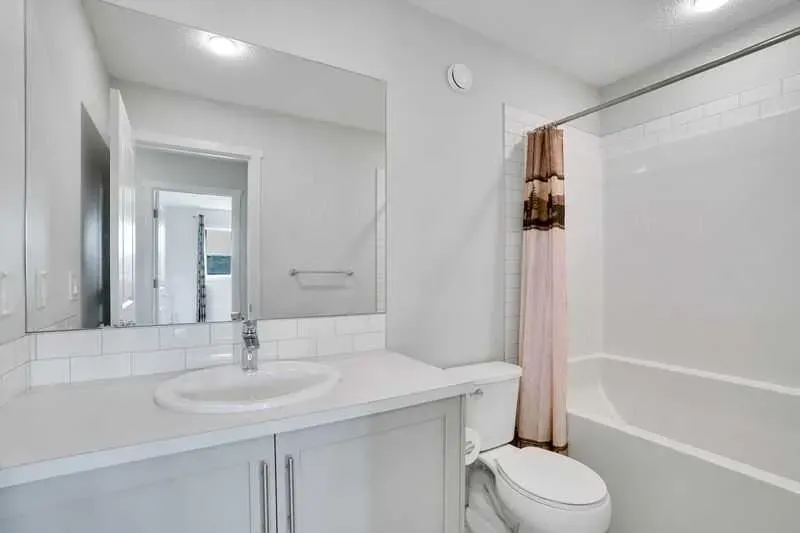 143 HIGHVIEW Gate SE