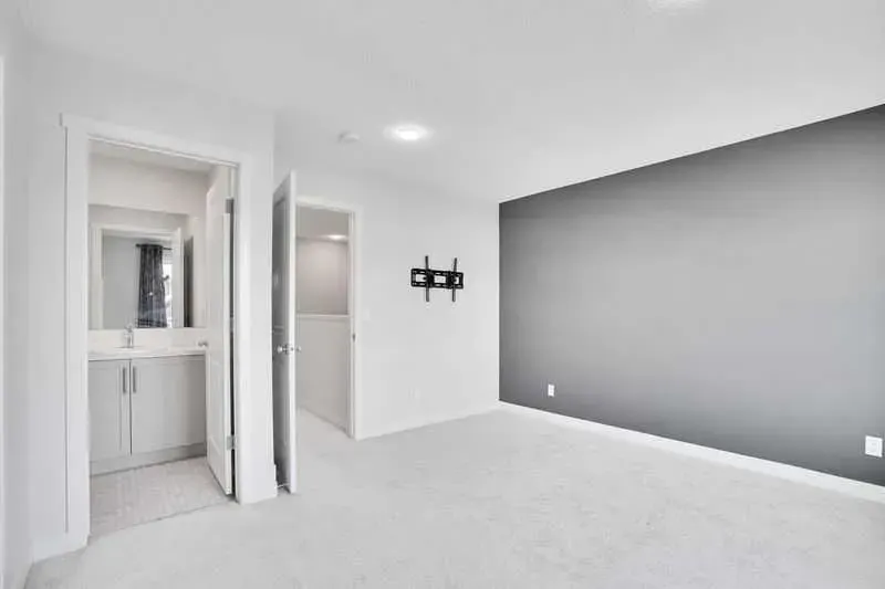 143 HIGHVIEW Gate SE