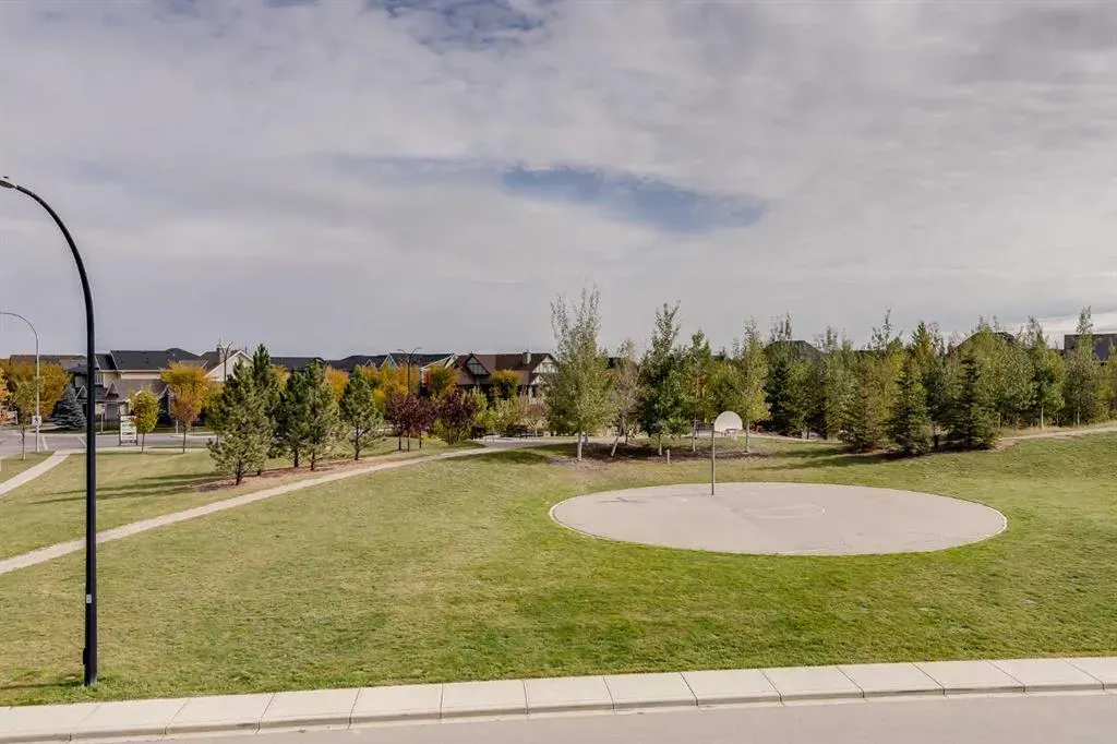 1209 Coopers Drive SW