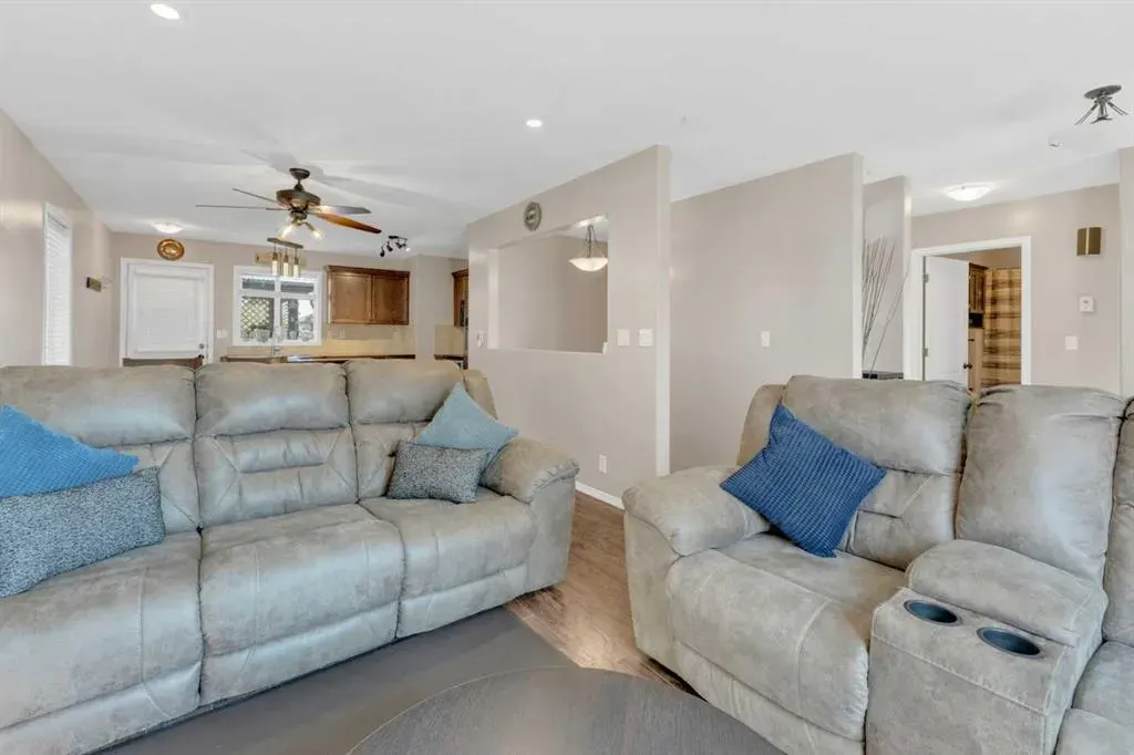 317 Jenner Crescent