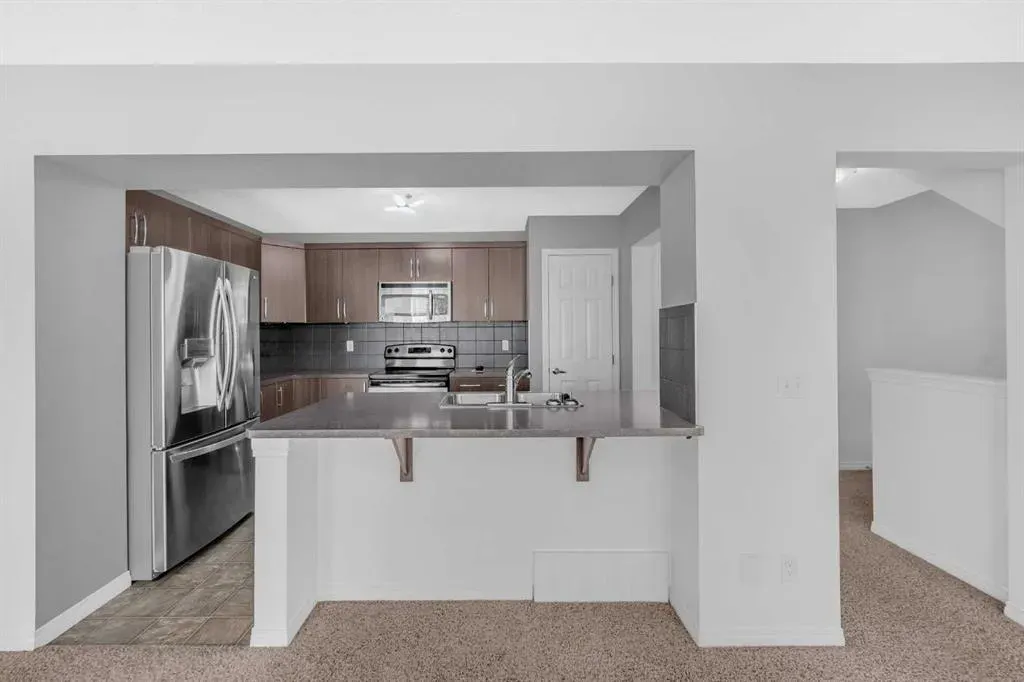 304 Windstone Gardens SW