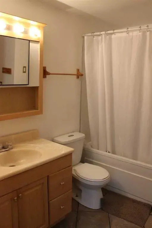 3 Long Pine Court