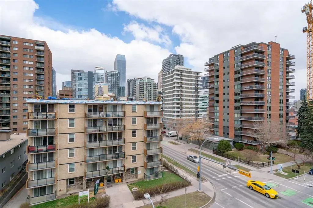 605 14 Avenue SW, #604