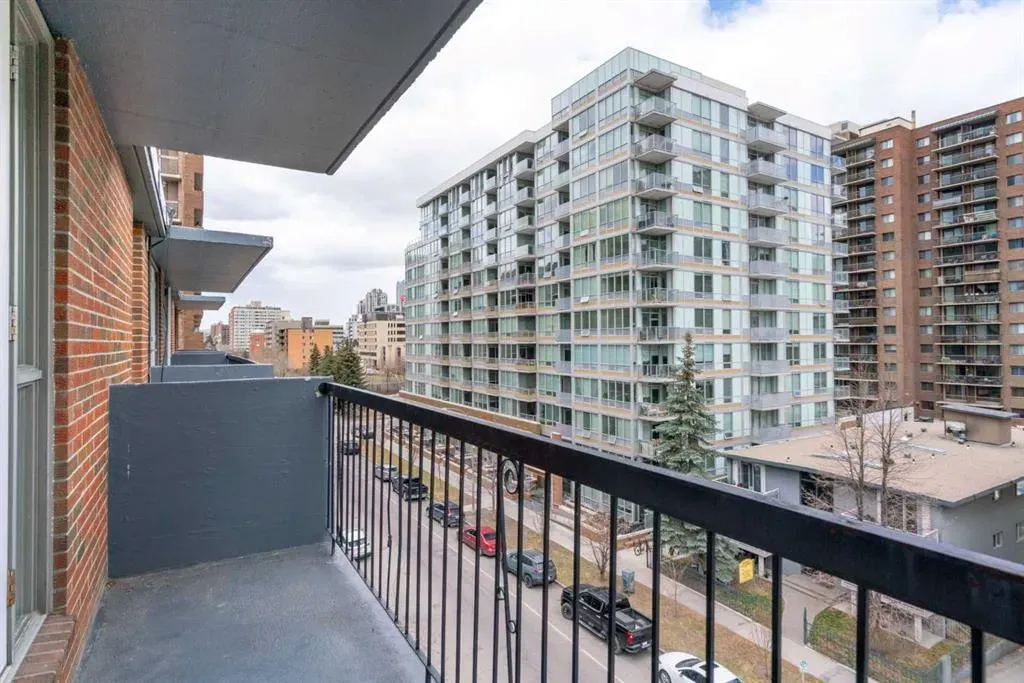 605 14 Avenue SW, #604