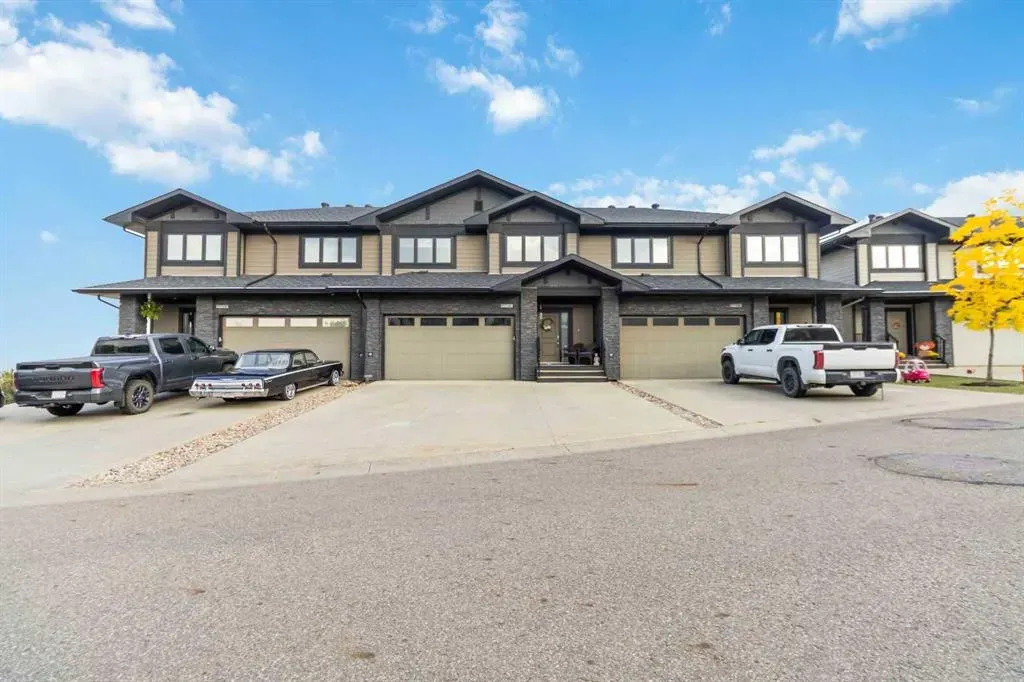 208 Sparrow Hawk Drive, #8