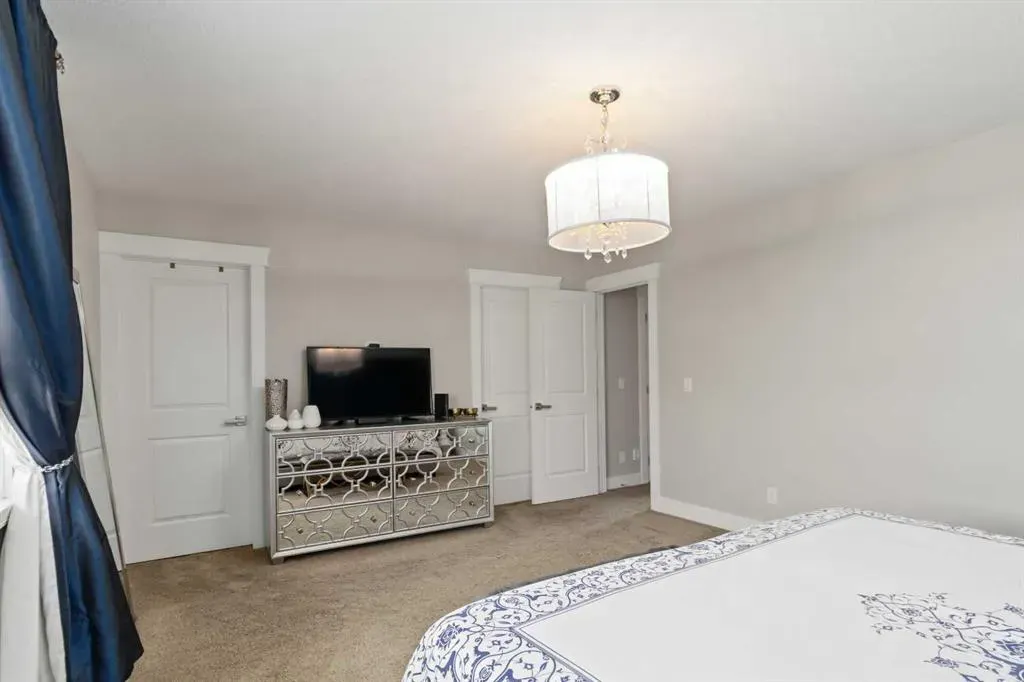 208 Sparrow Hawk Drive, #8
