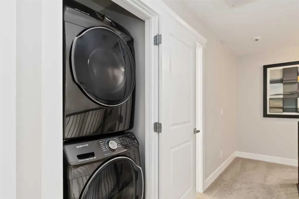 208 Sparrow Hawk Drive, #8
