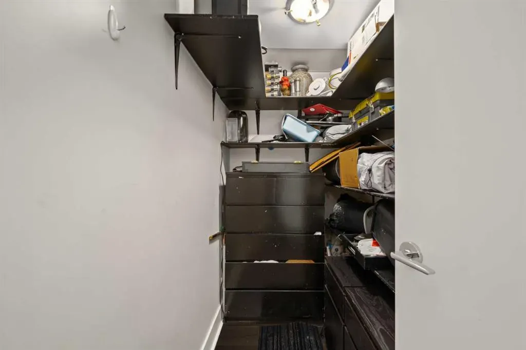 1111 10 Street SW, #1907