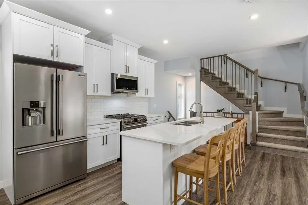 1708 19 Avenue SW