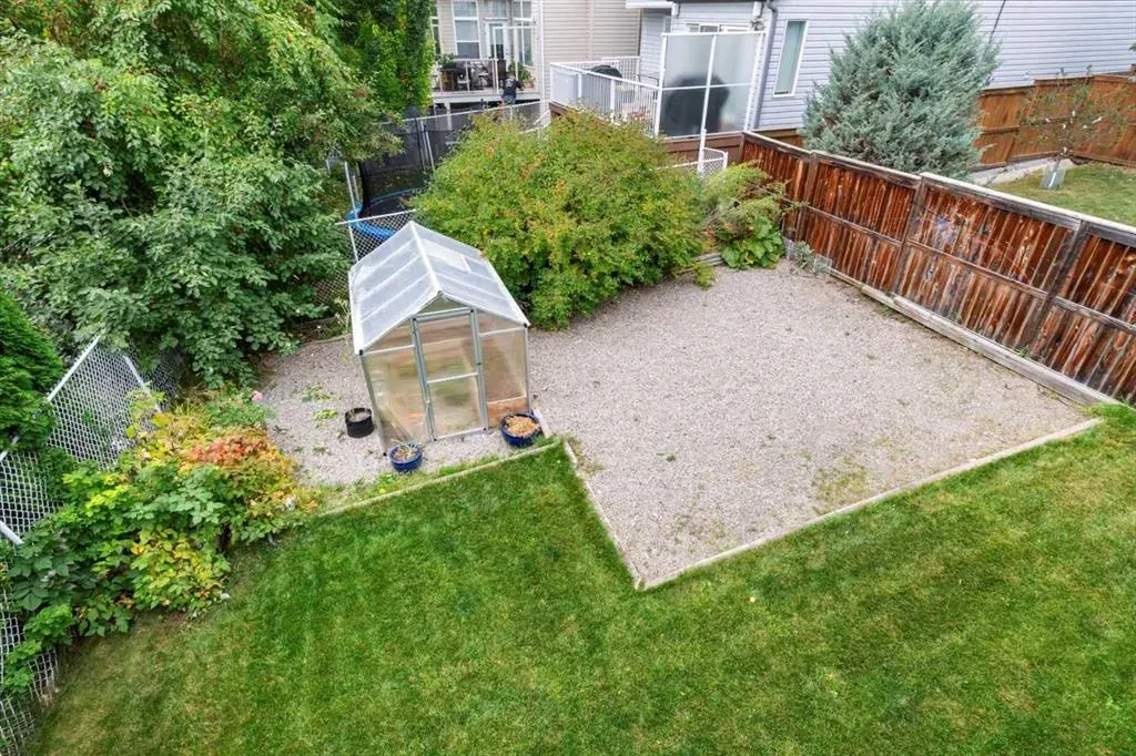 172 Tuscany Meadows Heath NW