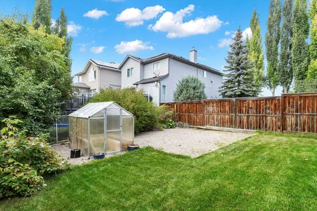 172 Tuscany Meadows Heath NW