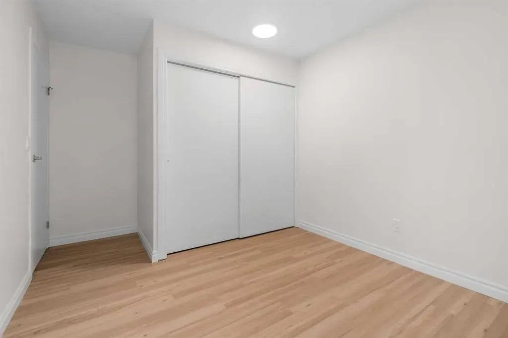 611 67 Avenue SW, #202