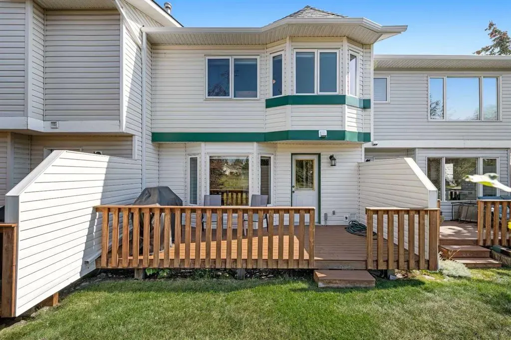 93 Patina Rise SW