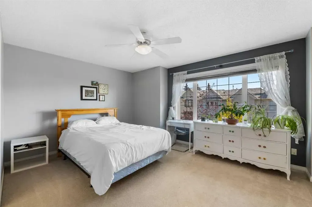 93 Patina Rise SW