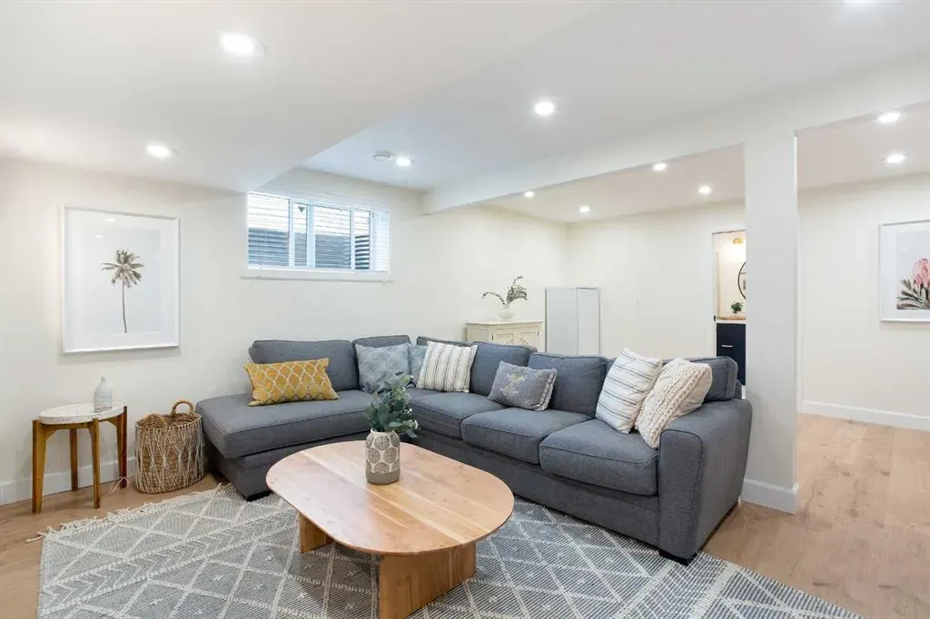 32 Cityscape Mount NE