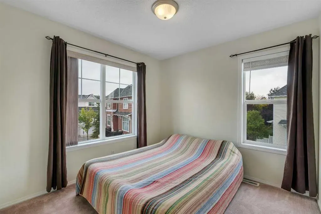 117 Mckenzie Towne Gate SE