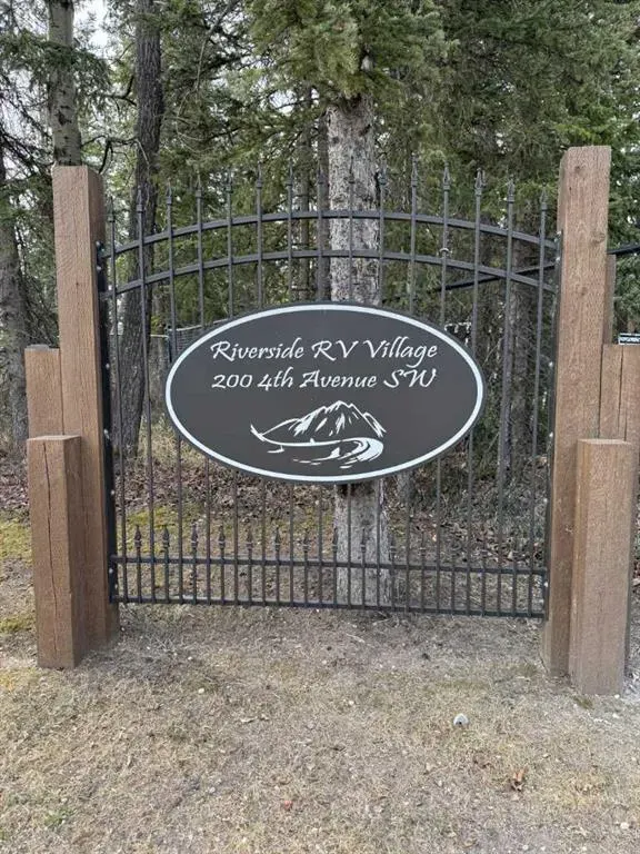 200 4 Avenue SW, #82