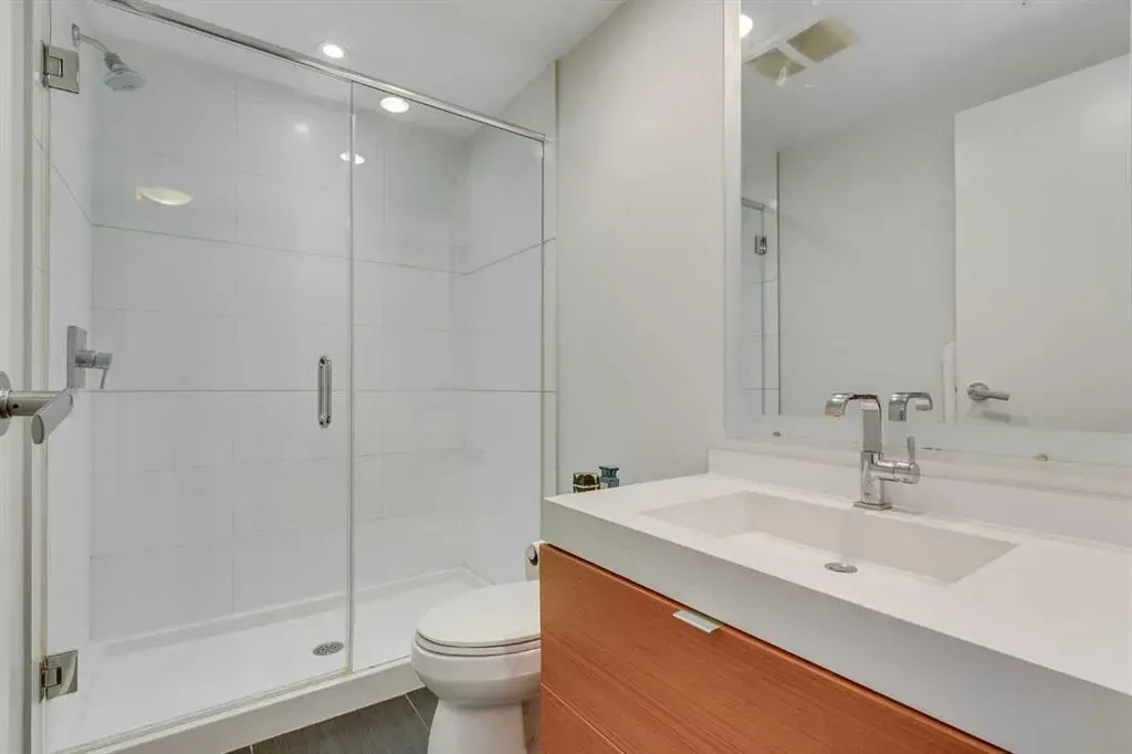 222 Riverfront Avenue SW, #548