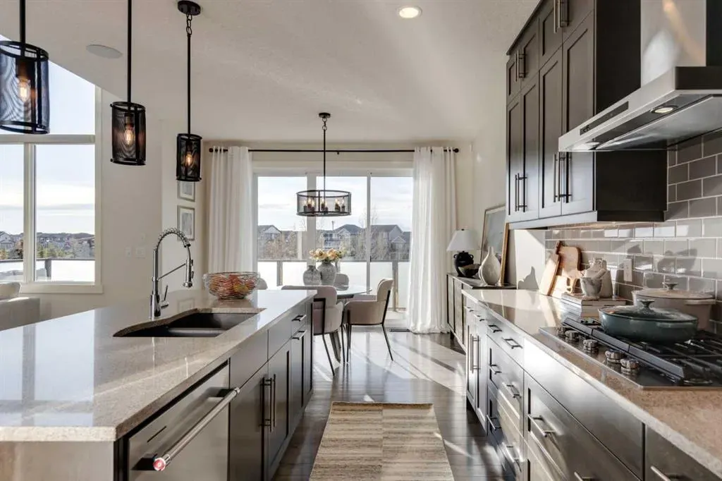 161 Kingsmere Cove SE