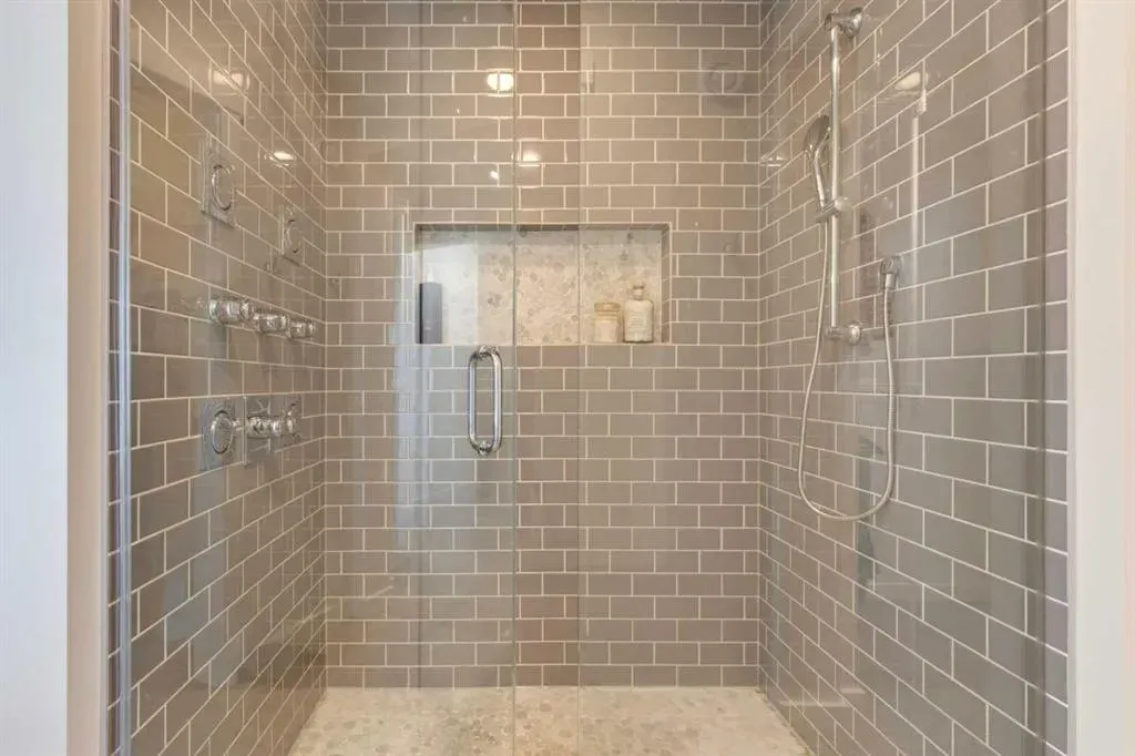 161 Kingsmere Cove SE