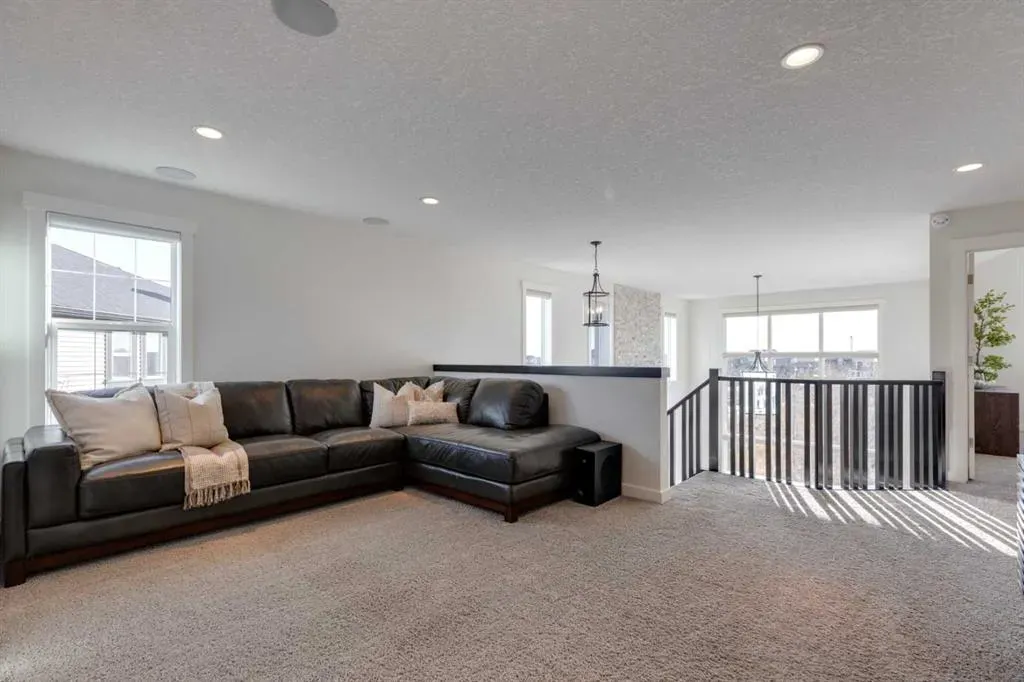 161 Kingsmere Cove SE