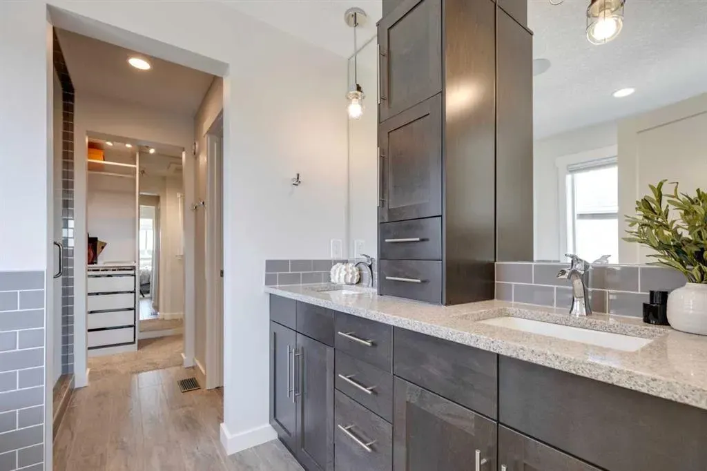 161 Kingsmere Cove SE