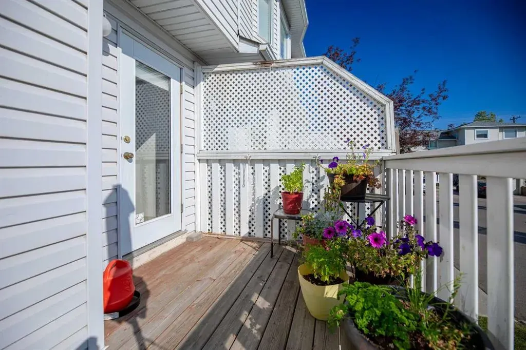651 Killarney Glen Court SW