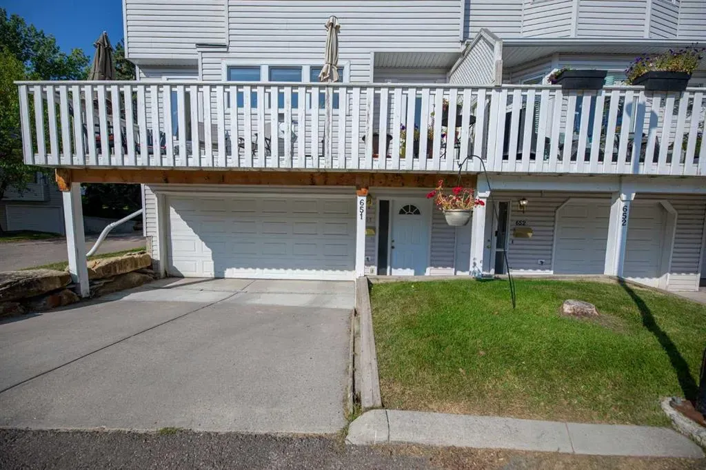 651 Killarney Glen Court SW