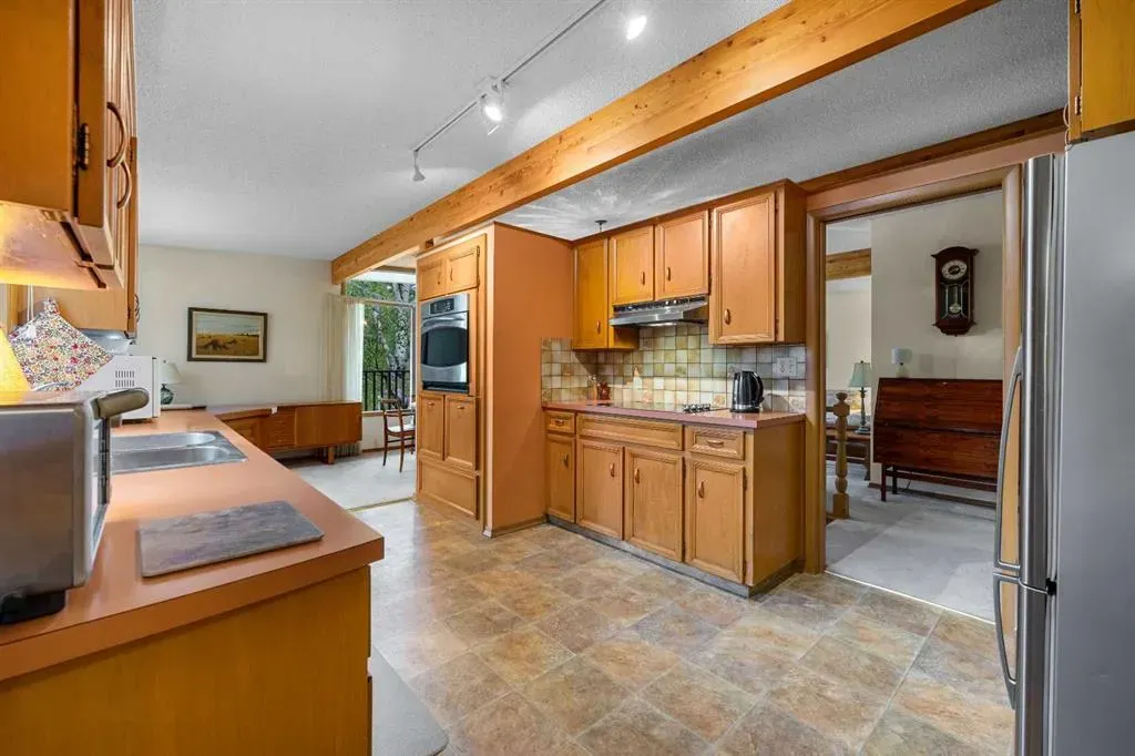 10 Varsville Place NW