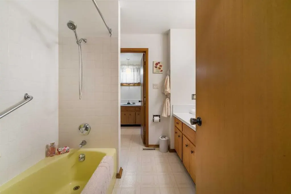 10 Varsville Place NW