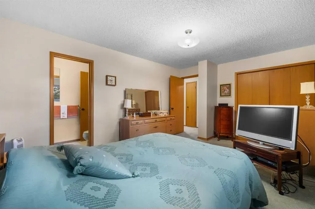 10 Varsville Place NW