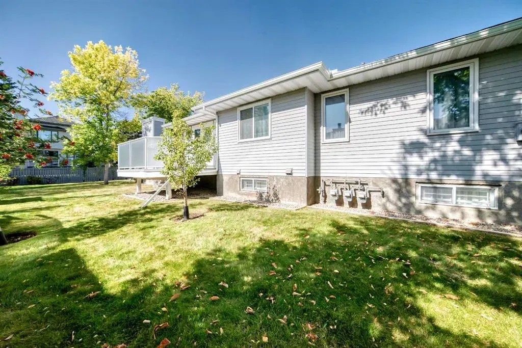 44 Hawkside Park NW