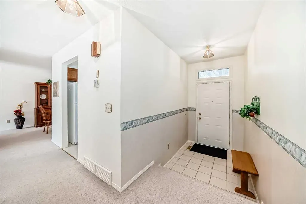 44 Hawkside Park NW