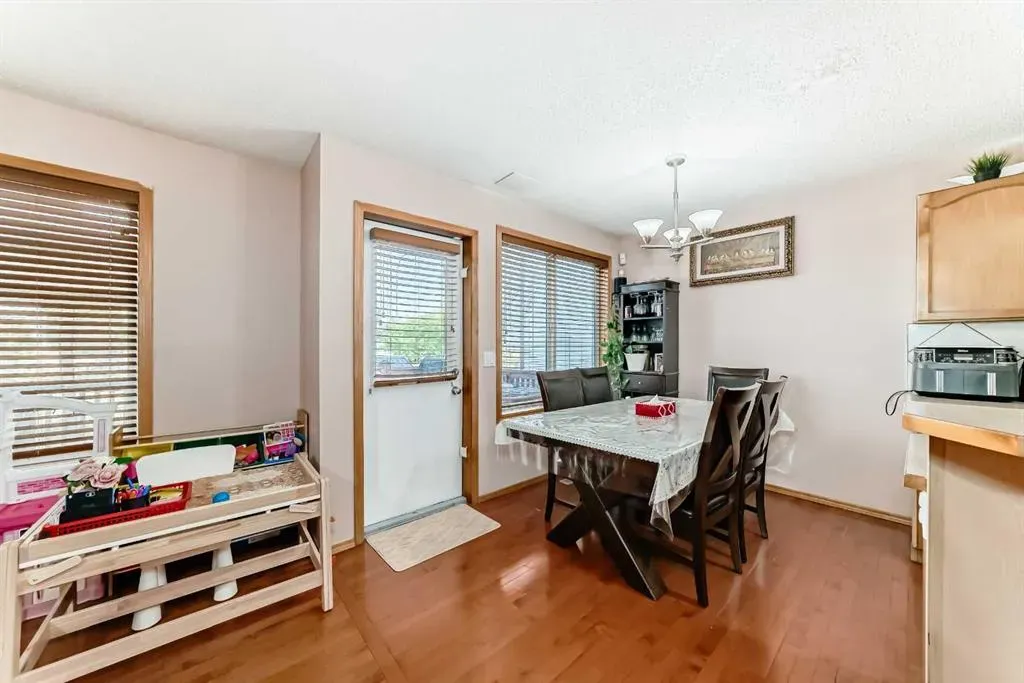16062 Everstone Road SW