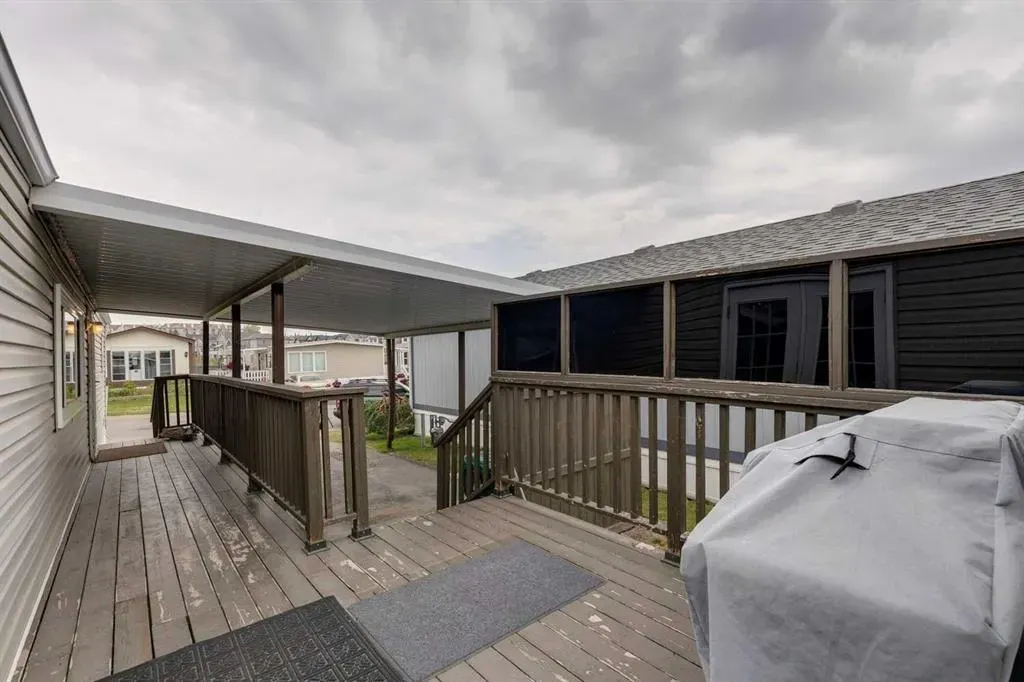 99 Arbour Lake Road NW, #106