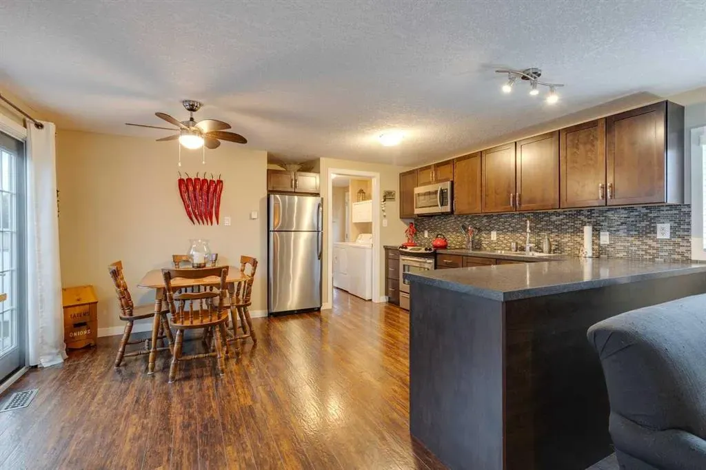 99 Arbour Lake Road NW, #106