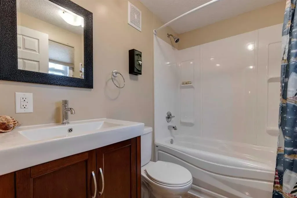 99 Arbour Lake Road NW, #106