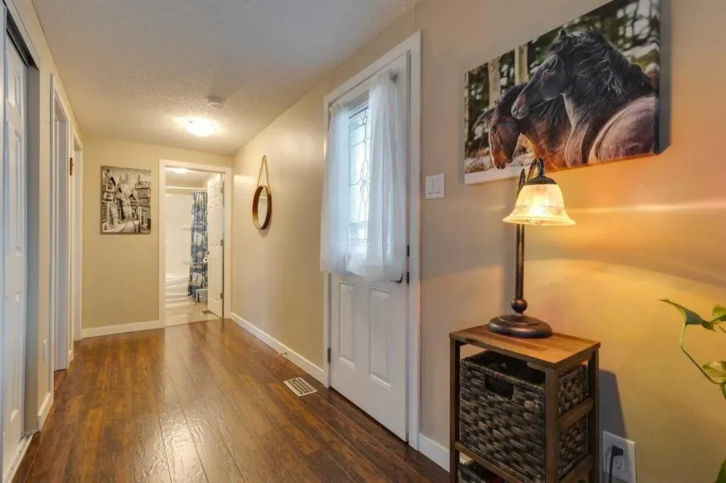 99 Arbour Lake Road NW, #106